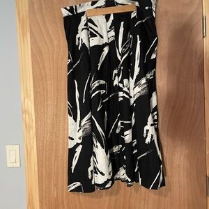 Worthington Black and White A-Line Skirt